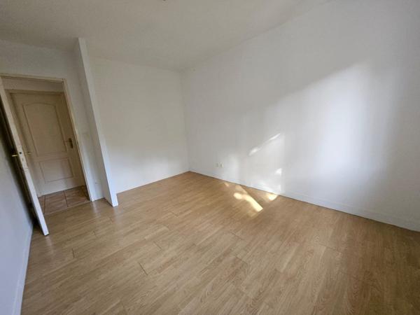 Maison de plain-pied avec piscine - 150 m² habitables Bassilac