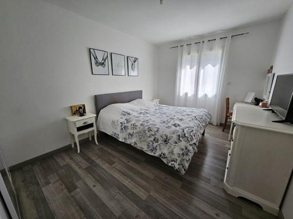 Maison de plain-pied avec piscine - 150 m² habitables Bassilac