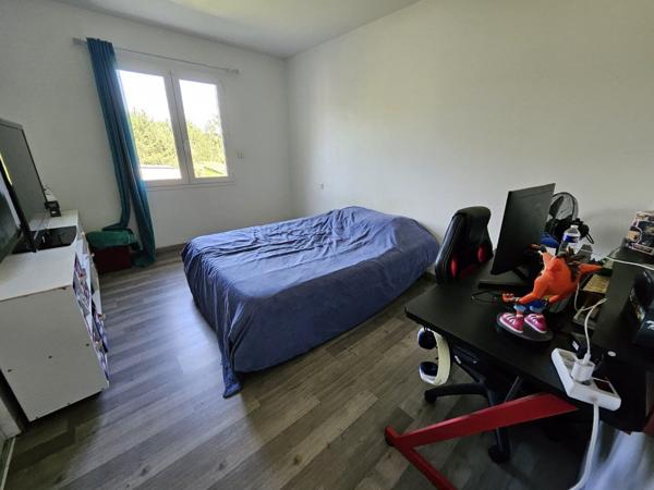 Maison de plain-pied avec piscine - 150 m² habitables Bassilac