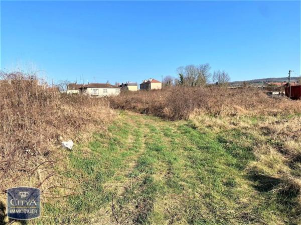 Terrain à vendre 12885m² Château-Thierry (02400)