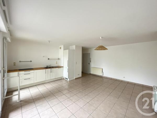 Appartement F3 à vendre  3 pièces - 61,66 m2 RIOM - 63