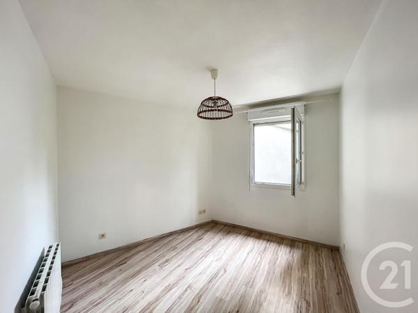 Appartement F3 à vendre  3 pièces - 61,66 m2 RIOM - 63
