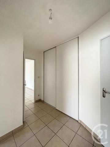 Appartement F3 à vendre  3 pièces - 61,66 m2 RIOM - 63