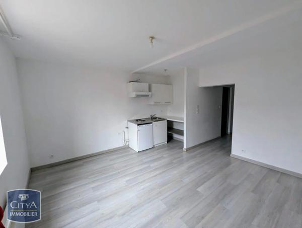 Appartement à louer 2 pièces 36.2m² Pamiers (09100)