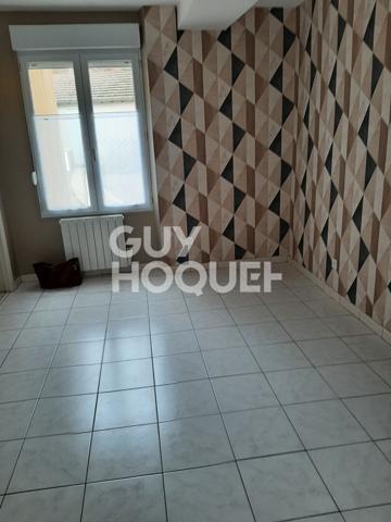 STUDIO Clermont 1 pièce(s) 24.6 m2