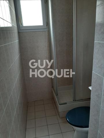 STUDIO Clermont 1 pièce(s) 24.6 m2