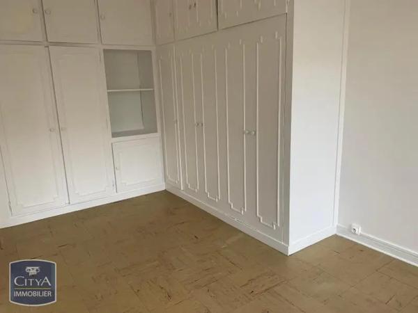 Appartement à louer 2 pièces 52.12m² Lyon (69008)