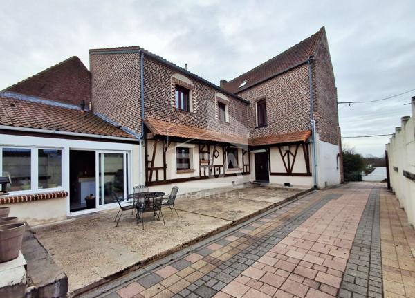 Maison de famille style corps de ferme Leforest 8 pièce(s) 205 m2