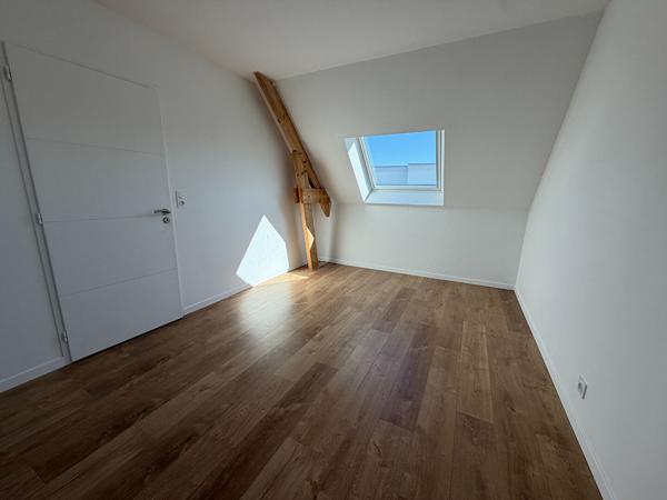 A louer - Maison T5 meublé avec terrasse, jardin et garage - Saint Barthélémy d'Anjou