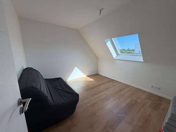 A louer - Maison T5 meublé avec terrasse, jardin et garage - Saint Barthélémy d'Anjou