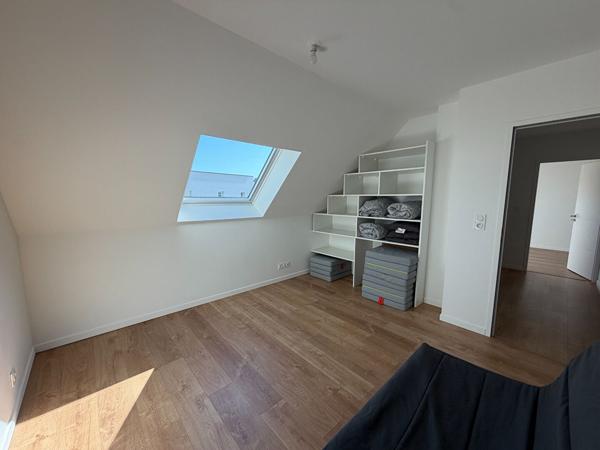 A louer - Maison T5 meublé avec terrasse, jardin et garage - Saint Barthélémy d'Anjou