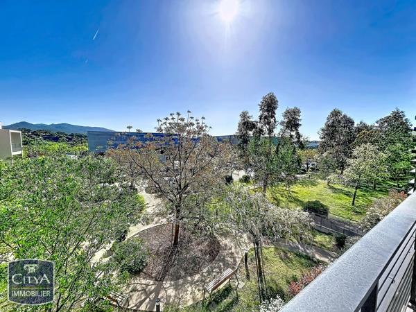 Appartement à vendre 3 pièces 62.32m² Fréjus (83600)