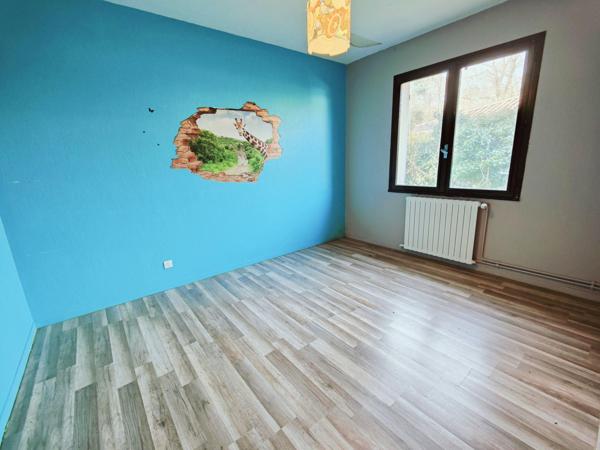 4400 m² constructibles + maison piscine garage