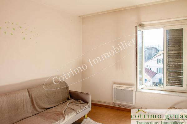 Appartement en Duplex 7 Pièces (5 Chambres) environ 129m² avec Jardin à Le Pont-de-Beauvoisin 38480