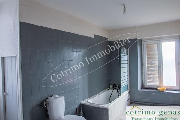Appartement en Duplex 7 Pièces (5 Chambres) environ 129m² avec Jardin à Le Pont-de-Beauvoisin 38480