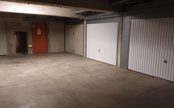 Stationnement à vendre