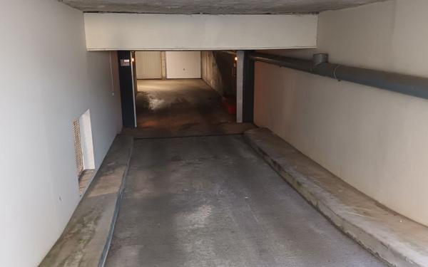 Stationnement à vendre