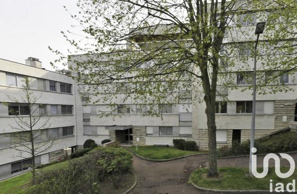 Appartement 3 pièces de 69 m² à Garches (92380)