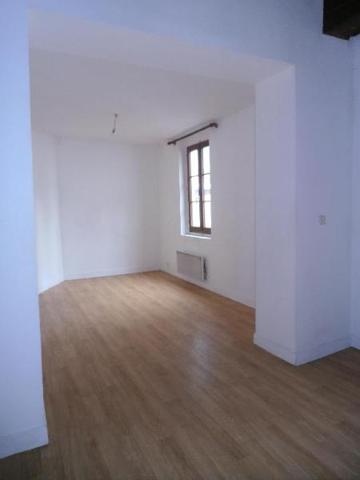 Appartement à louer 2 pièces 50.28m² Orléans (45000)
