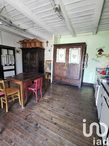 Maison 3 pièces de 67 m² à Ploëzal (22260)