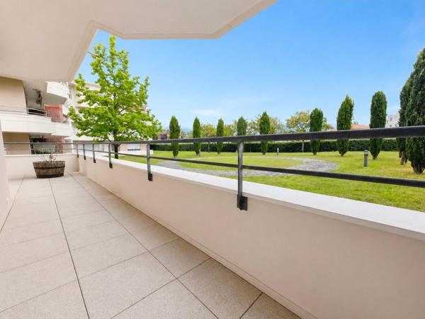 T2 de 45m2 - Terrasse - Stationnement