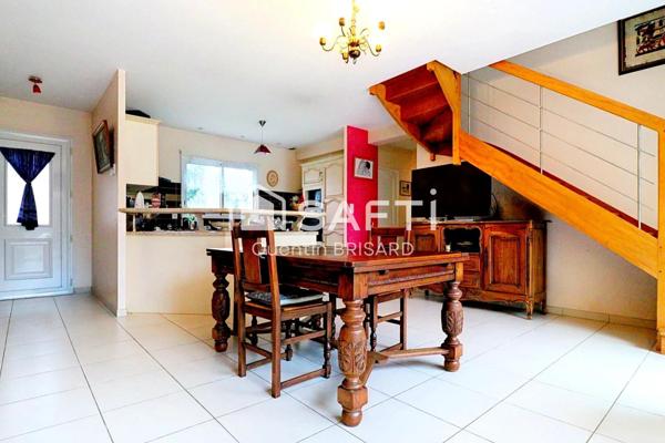 Longère gardant le charme et l'ancien, au calme.