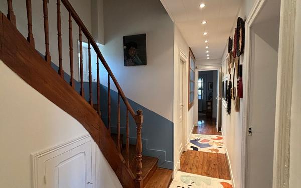 Appartement à vendre    7 pièces • 252 m2 Pau