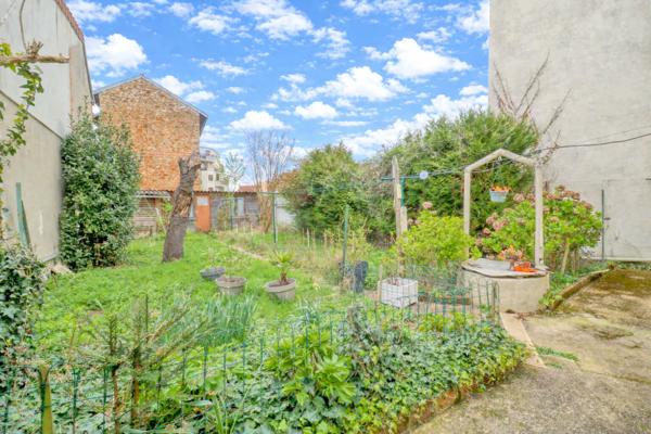 Terrain à bâtir 295 m²
