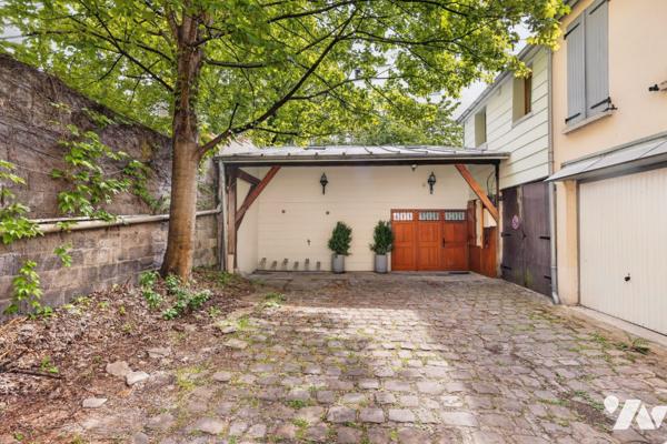 Vincennes, mairie : maison de ville en copropriété