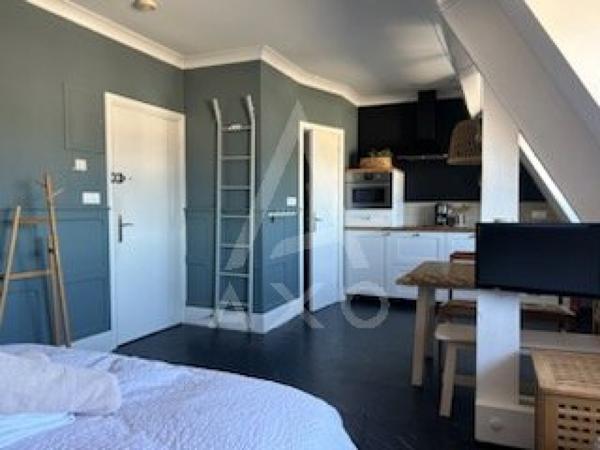 Studio vue mer à Morgat  Charme dépoque et rénovation contemporaine