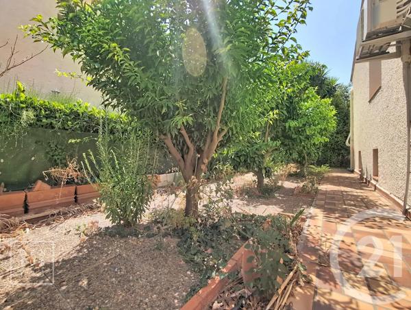 Maison à vendre  4 pièces - 122 m 2   BAHO  - 66