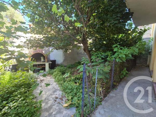 Maison à vendre  4 pièces - 122 m 2   BAHO  - 66