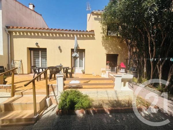Maison à vendre  4 pièces - 122 m 2   BAHO  - 66