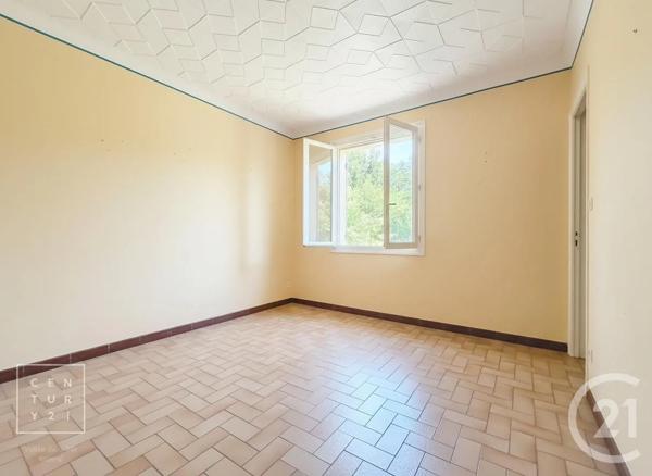 Maison à vendre  4 pièces - 122 m 2   BAHO  - 66