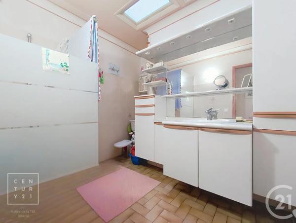 Maison à vendre  4 pièces - 122 m 2   BAHO  - 66