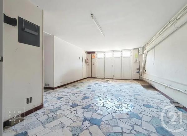 Maison à vendre  4 pièces - 122 m 2   BAHO  - 66