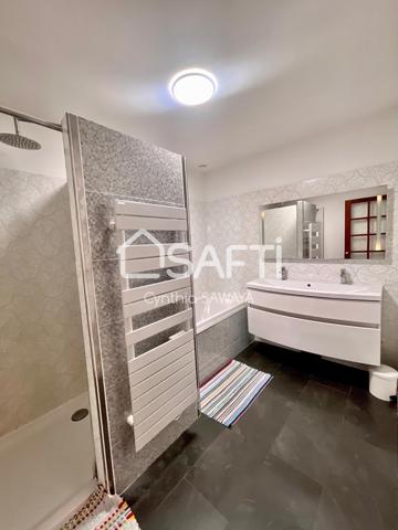 Superbe maison moderne duplex T5 (4 chambres) avec extérieur et accès privé à la plage