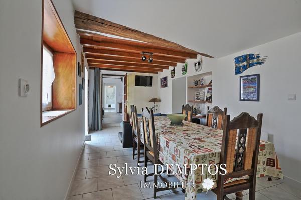 Ferme landaise sans vis à vis, avec vue sur les Pyrénées et la Rhune.
