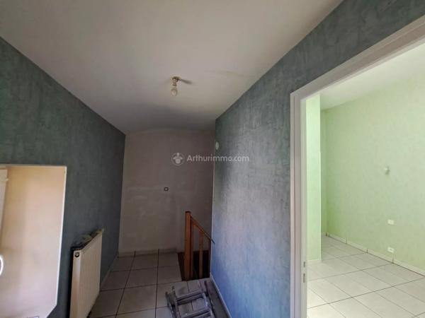 Location                                                      Appartement
                        
                     3 pièces                      56 m2                     à Carmaux