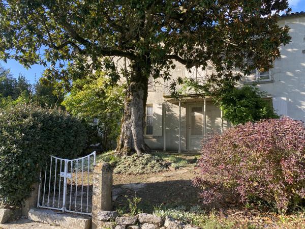 PROPRIETE – 2 MAISONS – DEPENDANCES
