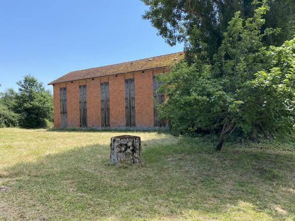 PROPRIETE – 2 MAISONS – DEPENDANCES