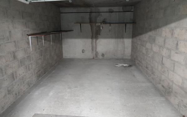 Stationnement à vendre
