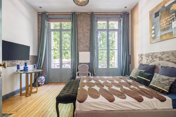 Appartement lumineux avec balcon et parking en centre ville