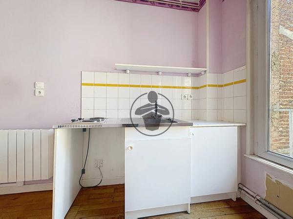Location                                                      Appartement
                        
                     1 pièces                      17 m2                     à Saint-Quentin