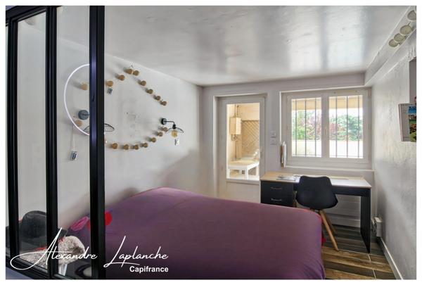 Dpt Tarn et Garonne (82), à vendre MONTAUBAN Beausoleil maison 7 pièces de 177m² avec piscine.