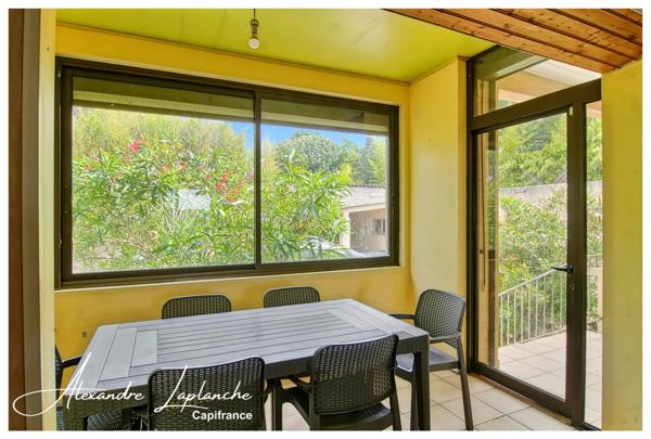 Dpt Tarn et Garonne (82), à vendre MONTAUBAN Beausoleil maison 7 pièces de 177m² avec piscine.