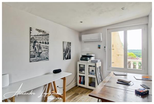 Dpt Tarn et Garonne (82), à vendre MONTAUBAN Beausoleil maison 7 pièces de 177m² avec piscine.