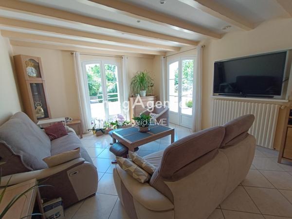 Maison à Aizenay, 85190 - 7 pièces 220m²