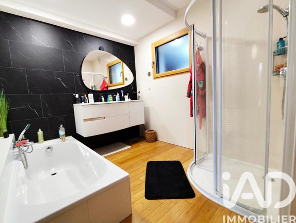 Maison à vendre 6 pièces 172 m² Bains-sur-Oust