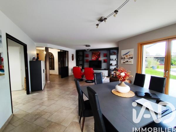 Maison à vendre 6 pièces 172 m² Bains-sur-Oust
